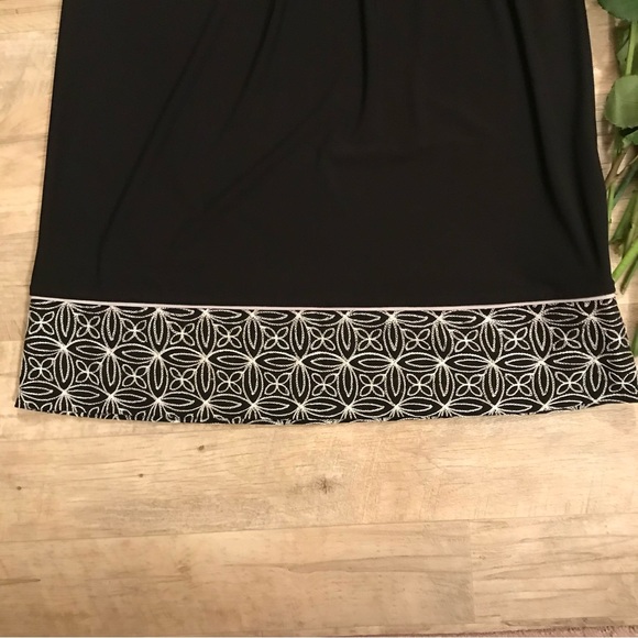 Ronni Nicole LBD size 6 - Picture 4 of 6